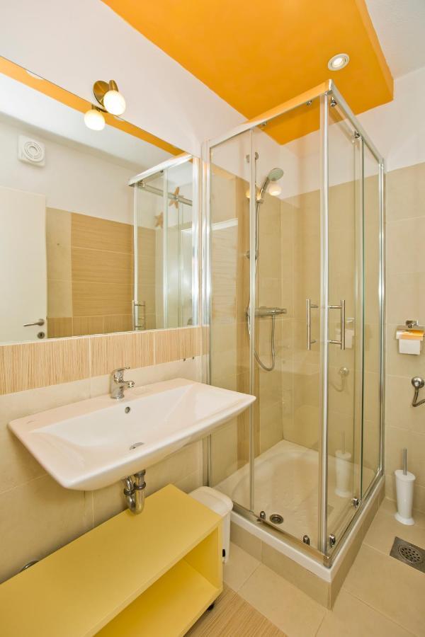 Appartement Rino à Hvar Town Extérieur photo